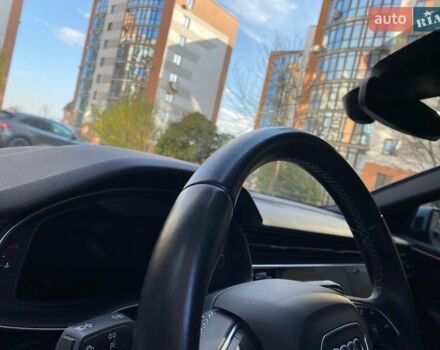 Серый Ауди Q8, объемом двигателя 3 л и пробегом 61 тыс. км за 63000 $, фото 66 на Automoto.ua