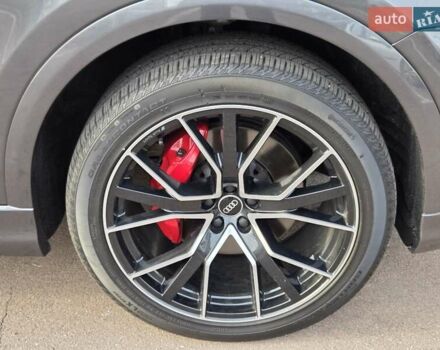 Серый Ауди Q8, объемом двигателя 3 л и пробегом 11 тыс. км за 67900 $, фото 22 на Automoto.ua