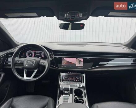 Серый Ауди Q8, объемом двигателя 3 л и пробегом 65 тыс. км за 51990 $, фото 12 на Automoto.ua