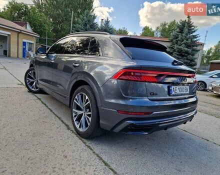 Серый Ауди Q8, объемом двигателя 3 л и пробегом 91 тыс. км за 72000 $, фото 5 на Automoto.ua