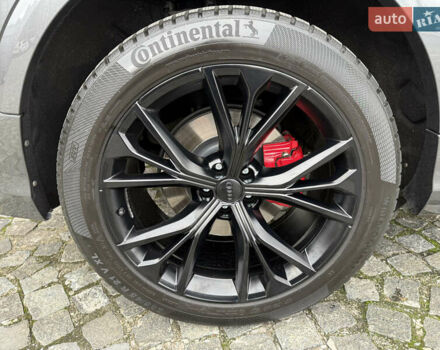 Серый Ауди Q8, объемом двигателя 2.97 л и пробегом 74 тыс. км за 72999 $, фото 24 на Automoto.ua