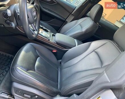 Серый Ауди Q8, объемом двигателя 3 л и пробегом 61 тыс. км за 63000 $, фото 65 на Automoto.ua