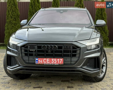 Сірий Ауді Q8, об'ємом двигуна 3 л та пробігом 101 тис. км за 60000 $, фото 2 на Automoto.ua