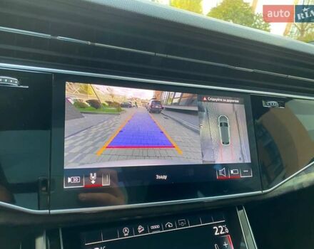 Серый Ауди Q8, объемом двигателя 3 л и пробегом 61 тыс. км за 63000 $, фото 75 на Automoto.ua