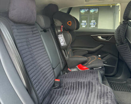 Серый Ауди Q8, объемом двигателя 3 л и пробегом 61 тыс. км за 56000 $, фото 35 на Automoto.ua