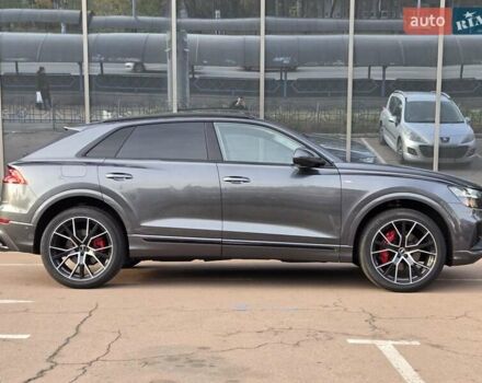 Серый Ауди Q8, объемом двигателя 3 л и пробегом 11 тыс. км за 67900 $, фото 6 на Automoto.ua