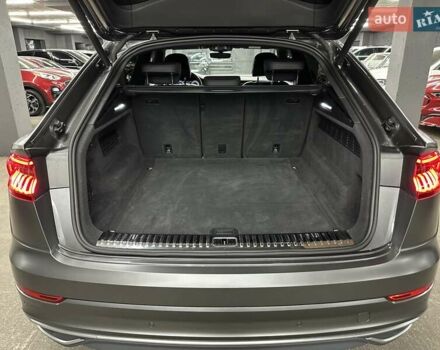 Серый Ауди Q8, объемом двигателя 2.97 л и пробегом 99 тыс. км за 72000 $, фото 21 на Automoto.ua