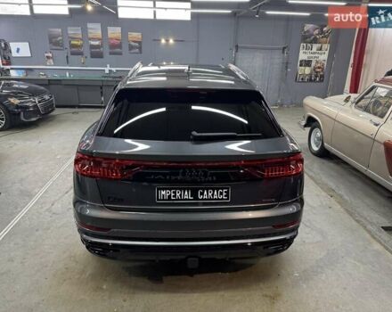 Серый Ауди Q8, объемом двигателя 3 л и пробегом 61 тыс. км за 56000 $, фото 4 на Automoto.ua