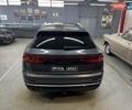 Серый Ауди Q8, объемом двигателя 3 л и пробегом 61 тыс. км за 56000 $, фото 4 на Automoto.ua