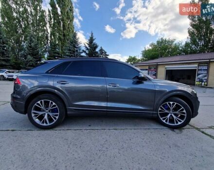 Серый Ауди Q8, объемом двигателя 3 л и пробегом 91 тыс. км за 72000 $, фото 2 на Automoto.ua