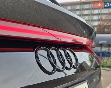Серый Ауди Q8, объемом двигателя 3 л и пробегом 11 тыс. км за 67900 $, фото 35 на Automoto.ua
