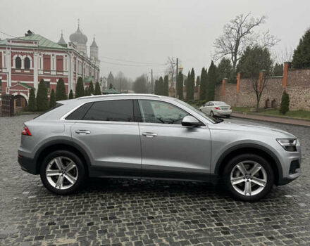 Сірий Ауді Q8, об'ємом двигуна 2.97 л та пробігом 73 тис. км за 57500 $, фото 2 на Automoto.ua