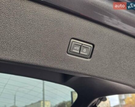 Серый Ауди Q8, объемом двигателя 3 л и пробегом 11 тыс. км за 67900 $, фото 40 на Automoto.ua