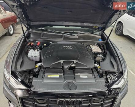 Серый Ауди Q8, объемом двигателя 3 л и пробегом 61 тыс. км за 56000 $, фото 18 на Automoto.ua