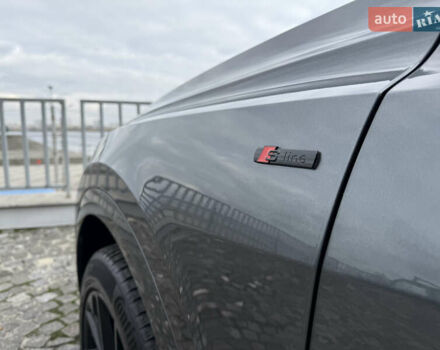 Серый Ауди Q8, объемом двигателя 2.97 л и пробегом 74 тыс. км за 72999 $, фото 9 на Automoto.ua