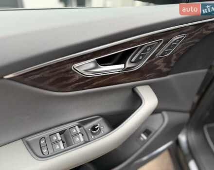 Сірий Ауді Q8, об'ємом двигуна 3 л та пробігом 11 тис. км за 60900 $, фото 8 на Automoto.ua