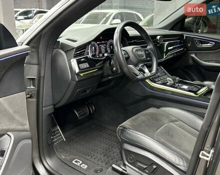 Серый Ауди Q8, объемом двигателя 2.97 л и пробегом 99 тыс. км за 72000 $, фото 14 на Automoto.ua