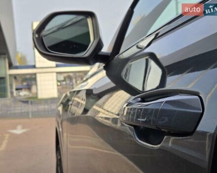 Серый Ауди Q8, объемом двигателя 3 л и пробегом 11 тыс. км за 67900 $, фото 36 на Automoto.ua