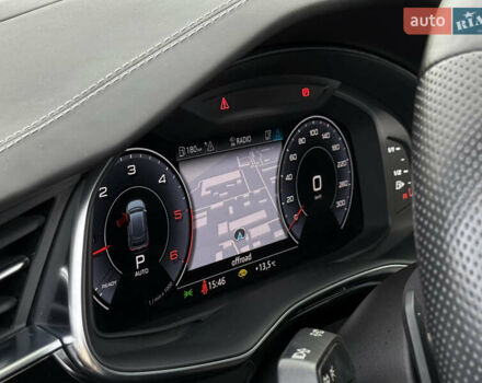 Сірий Ауді Q8, об'ємом двигуна 3 л та пробігом 101 тис. км за 60000 $, фото 78 на Automoto.ua