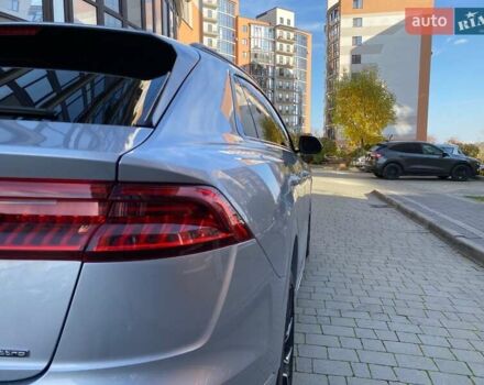 Серый Ауди Q8, объемом двигателя 3 л и пробегом 61 тыс. км за 63000 $, фото 49 на Automoto.ua