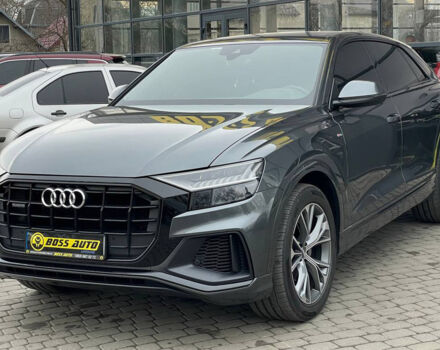 Серый Ауди Q8, объемом двигателя 3 л и пробегом 92 тыс. км за 73000 $, фото 2 на Automoto.ua
