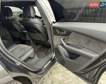 Серый Ауди Q8, объемом двигателя 2.97 л и пробегом 74 тыс. км за 72999 $, фото 32 на Automoto.ua