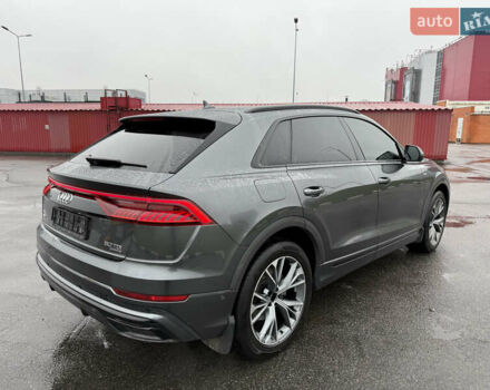 Сірий Ауді Q8, об'ємом двигуна 2.97 л та пробігом 395 тис. км за 39900 $, фото 6 на Automoto.ua
