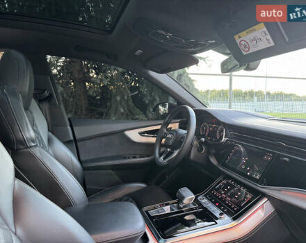 Серый Ауди Q8, объемом двигателя 3 л и пробегом 90 тыс. км за 68500 $, фото 66 на Automoto.ua