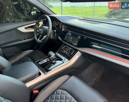 Серый Ауди Q8, объемом двигателя 3 л и пробегом 90 тыс. км за 68500 $, фото 64 на Automoto.ua