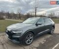 Сірий Ауді Q8, об'ємом двигуна 3 л та пробігом 155 тис. км за 63700 $, фото 6 на Automoto.ua
