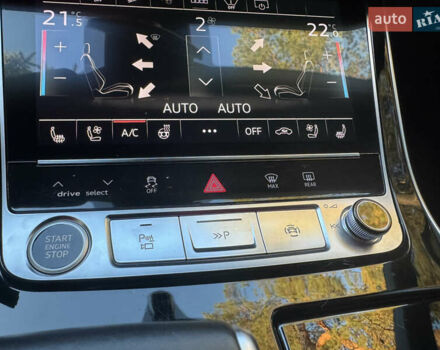 Серый Ауди Q8, объемом двигателя 3 л и пробегом 90 тыс. км за 68500 $, фото 89 на Automoto.ua