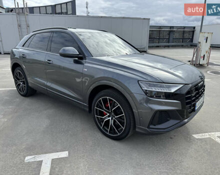 Ауді Q8 2021 у Києві на Automoto.ua Сірий Ауді Q8, об'ємом двигуна 3 л та пробігом 25 тис. км за 73000 $, фото 8 на Automoto.ua