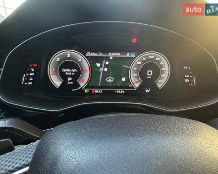 Серый Ауди Q8, объемом двигателя 3 л и пробегом 90 тыс. км за 68500 $, фото 85 на Automoto.ua