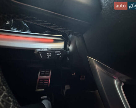 Серый Ауди Q8, объемом двигателя 3 л и пробегом 90 тыс. км за 68500 $, фото 79 на Automoto.ua