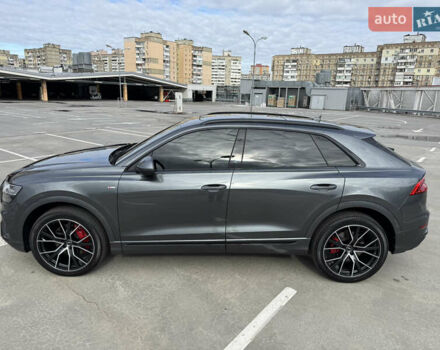 Ауді Q8 2021 у Києві на Automoto.ua Сірий Ауді Q8, об'ємом двигуна 3 л та пробігом 25 тис. км за 73000 $, фото 19 на Automoto.ua