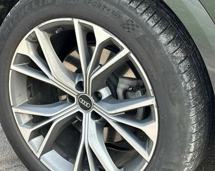 Ауді Q8 2021 у Кам'янське (Дніпродзержинськ) на Automoto.ua Сірий Ауді Q8, об'ємом двигуна 2.97 л та пробігом 165 тис. км за 53999 $, фото 7 на Automoto.ua