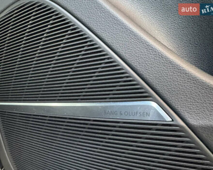 Серый Ауди Q8, объемом двигателя 3 л и пробегом 90 тыс. км за 68500 $, фото 71 на Automoto.ua