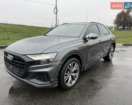 Сірий Ауді Q8, об'ємом двигуна 2.97 л та пробігом 395 тис. км за 39900 $, фото 2 на Automoto.ua