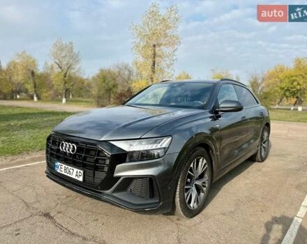 Ауді Q8 2021 у Кам'янське (Дніпродзержинськ) на Automoto.ua Сірий Ауді Q8, об'ємом двигуна 2.97 л та пробігом 165 тис. км за 53999 $, фото 5 на Automoto.ua