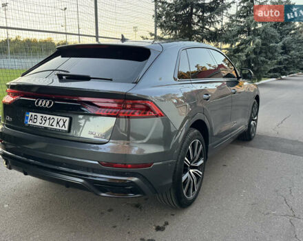 Серый Ауди Q8, объемом двигателя 3 л и пробегом 90 тыс. км за 68500 $, фото 45 на Automoto.ua