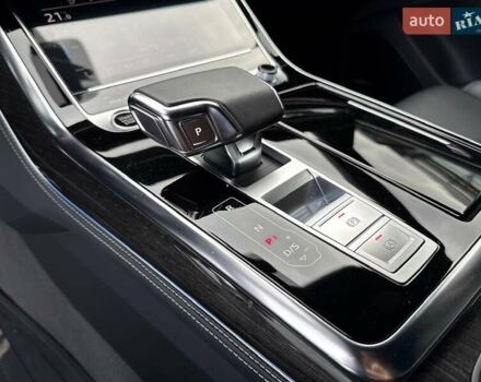 Серый Ауди Q8, объемом двигателя 3 л и пробегом 20 тыс. км за 87000 $, фото 48 на Automoto.ua