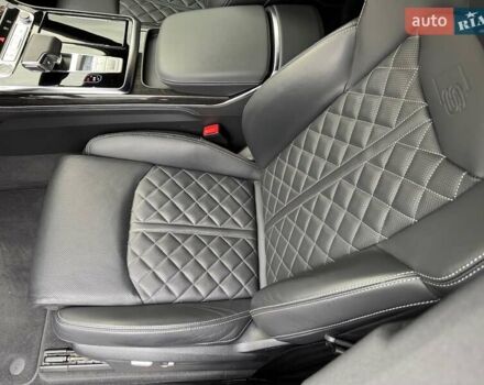 Серый Ауди Q8, объемом двигателя 3 л и пробегом 20 тыс. км за 87000 $, фото 35 на Automoto.ua