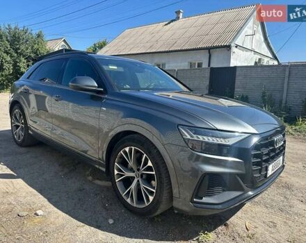 Сірий Ауді Q8, об'ємом двигуна 3 л та пробігом 165 тис. км за 57900 $, фото 6 на Automoto.ua