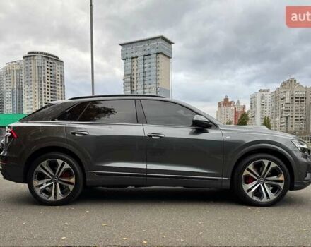 Серый Ауди Q8, объемом двигателя 3 л и пробегом 20 тыс. км за 87000 $, фото 111 на Automoto.ua