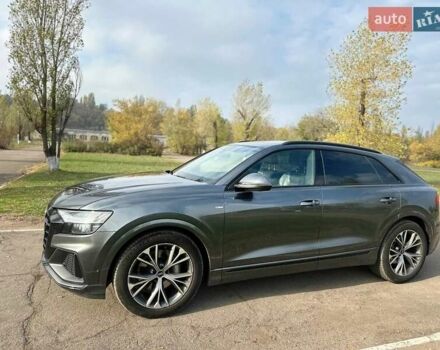 Ауді Q8 2021 у Кам'янське (Дніпродзержинськ) на Automoto.ua Сірий Ауді Q8, об'ємом двигуна 2.97 л та пробігом 165 тис. км за 53999 $, фото 9 на Automoto.ua
