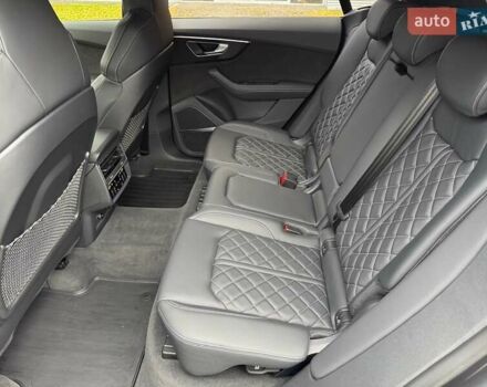 Серый Ауди Q8, объемом двигателя 3 л и пробегом 20 тыс. км за 87000 $, фото 83 на Automoto.ua