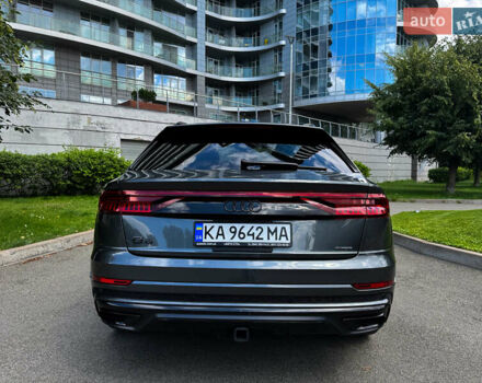 Серый Ауди Q8, объемом двигателя 3 л и пробегом 57 тыс. км за 62900 $, фото 5 на Automoto.ua