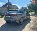 Сірий Ауді Q8, об'ємом двигуна 3 л та пробігом 165 тис. км за 57900 $, фото 3 на Automoto.ua