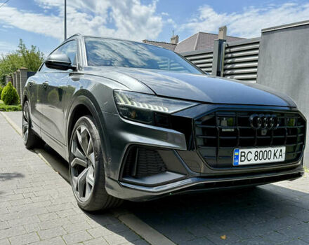 Серый Ауди Q8, объемом двигателя 2.97 л и пробегом 127 тыс. км за 70000 $, фото 2 на Automoto.ua