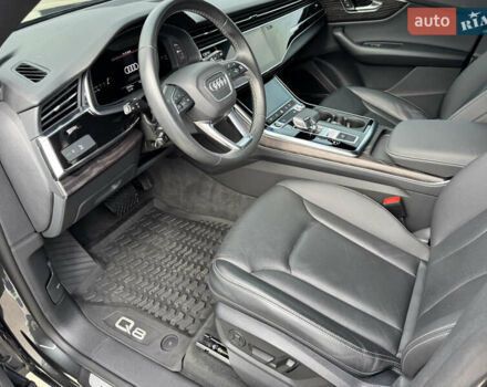 Ауді Q8 2021 у Києві на Automoto.ua Сірий Ауді Q8, об'ємом двигуна 3 л та пробігом 25 тис. км за 73000 $, фото 39 на Automoto.ua